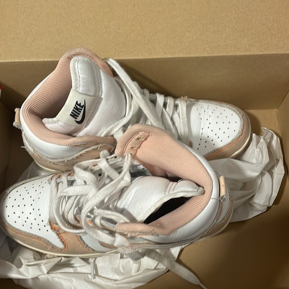 Pink/white Nike Dunk Womens 6.5 - Picture 8 of 8